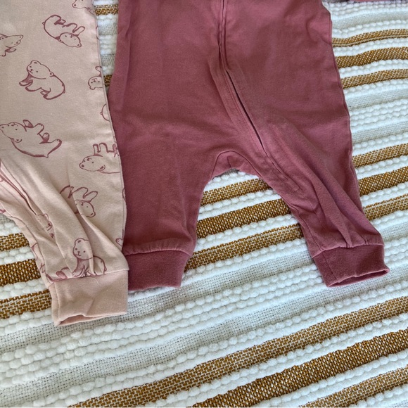 H&M 2-pack Jumpsuits with Zip Size NB - Picture 6 of 17